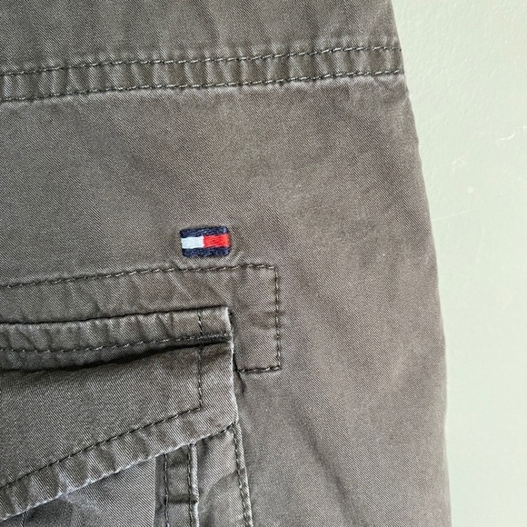 Tommy Hilfiger Men's Brown Casual Walking Shorts‎ Size 42 - Picture 6 of 14